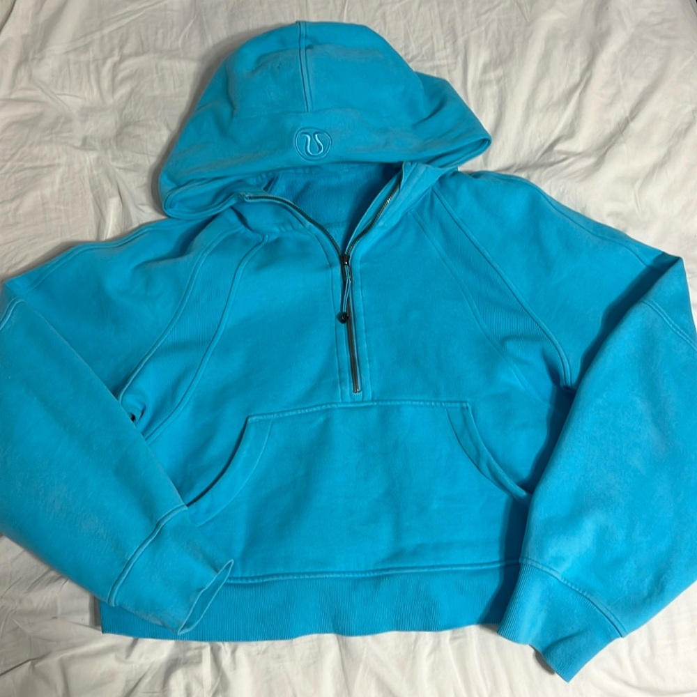 Lululemon M/L scuba zip up hoodie in color electric turquoise